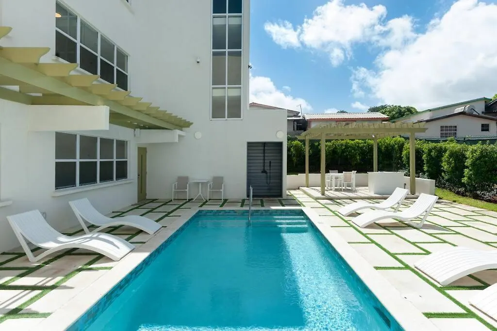 2 Bed Coral Beach Condo Pool & Beach Access Saint Peter